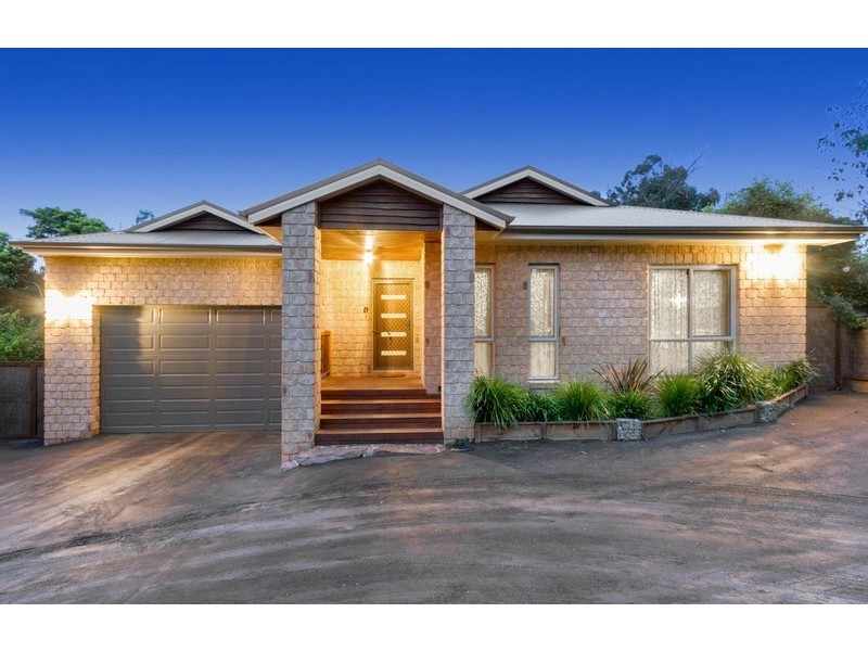 55 Monbulk Road, Mount Evelyn VIC 3796