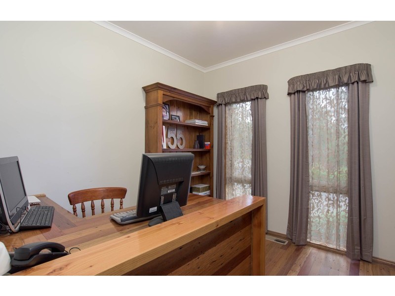 55 Monbulk Road, Mount Evelyn VIC 3796