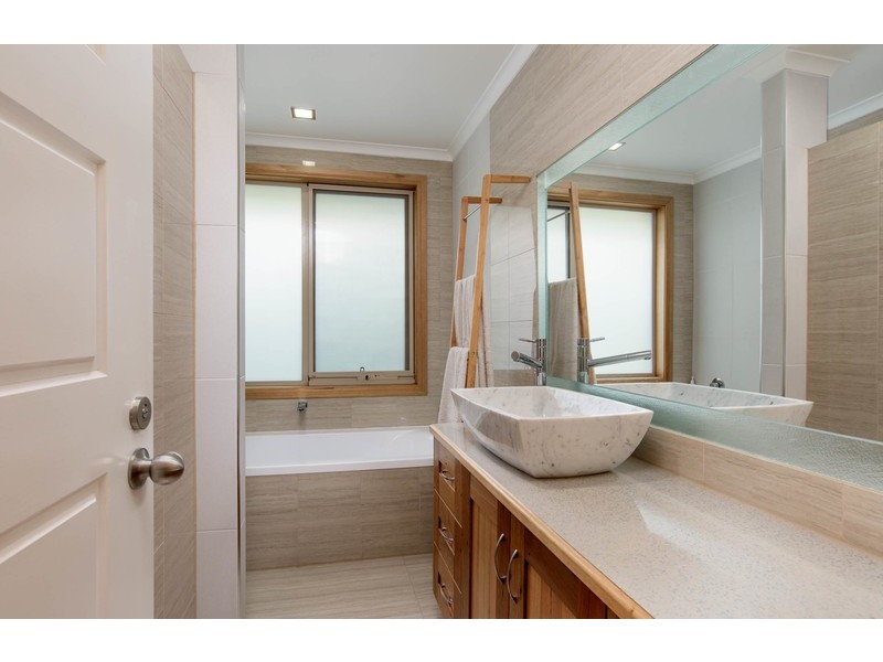 55 Monbulk Road, Mount Evelyn VIC 3796