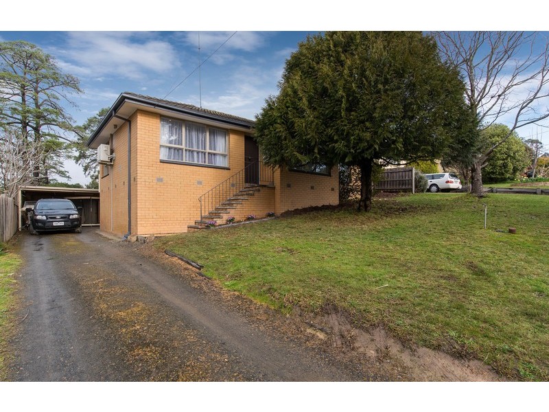 73 Shirley Crescent, Woori Yallock VIC 3139
