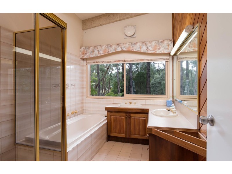 9 Wattle Valley Road, Mount Evelyn VIC 3796