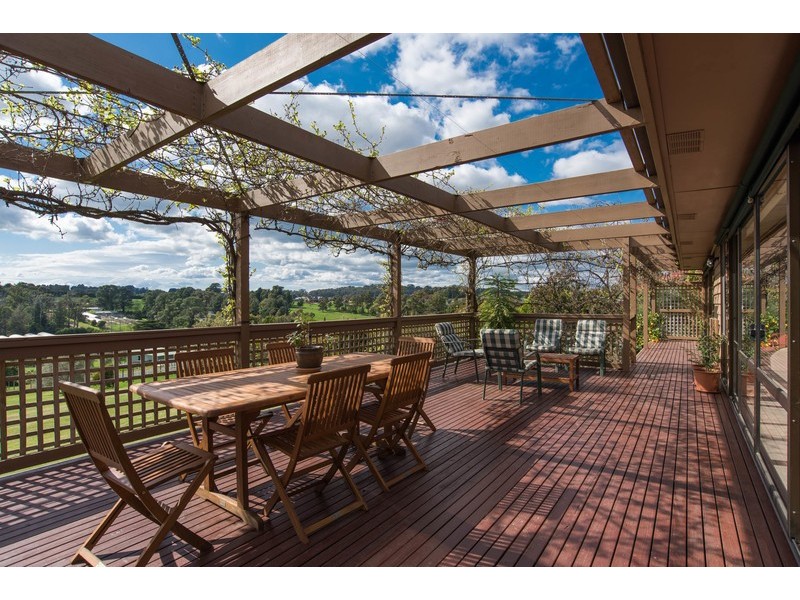 7-9 The Wridgeway, Mount Evelyn VIC 3796