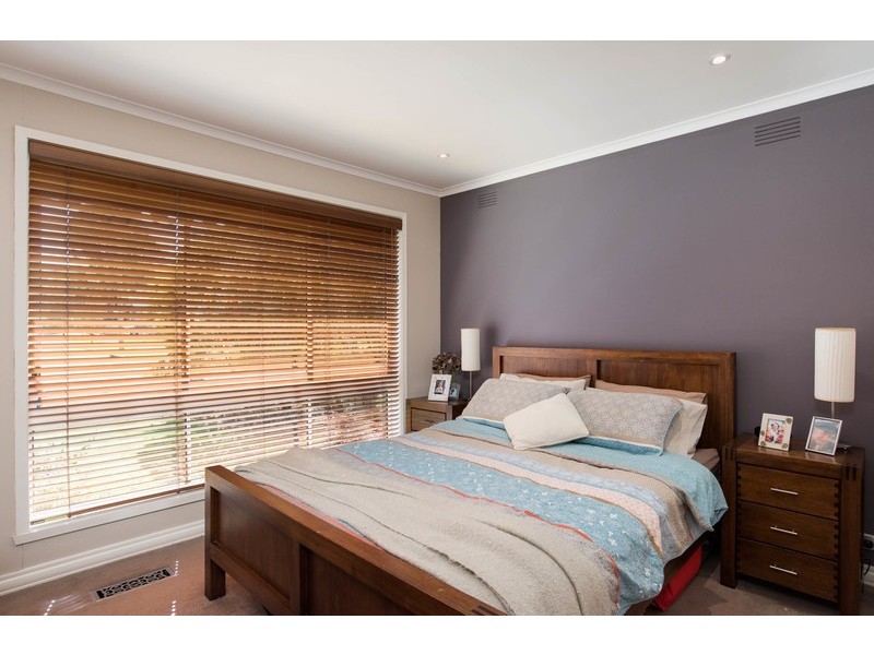 140 Lomond Avenue, Kilsyth VIC 3137