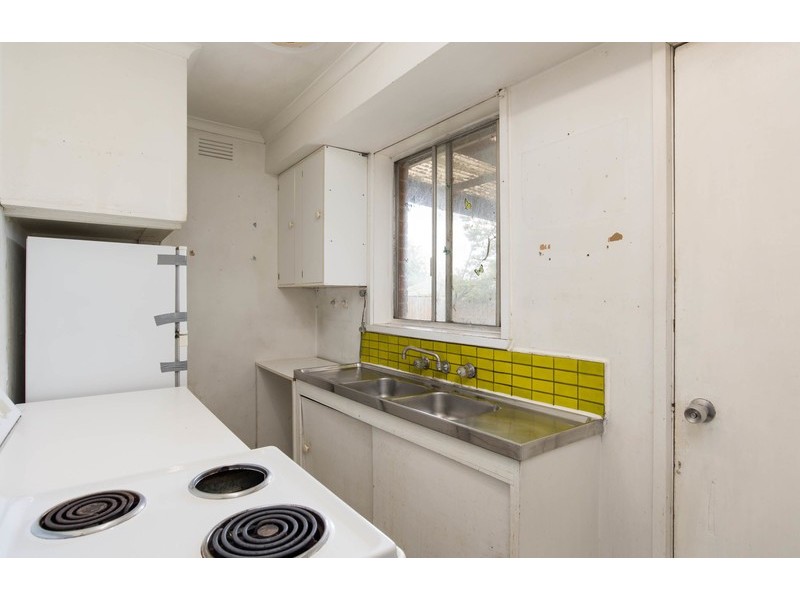 27 Erskine Ridge, Mooroolbark VIC 3138