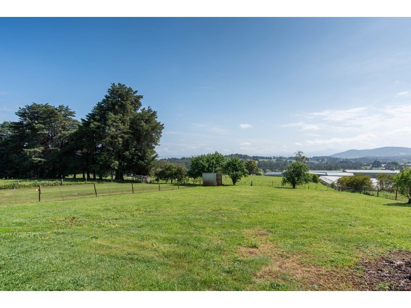 84 Quayle Road, Wandin North VIC 3139