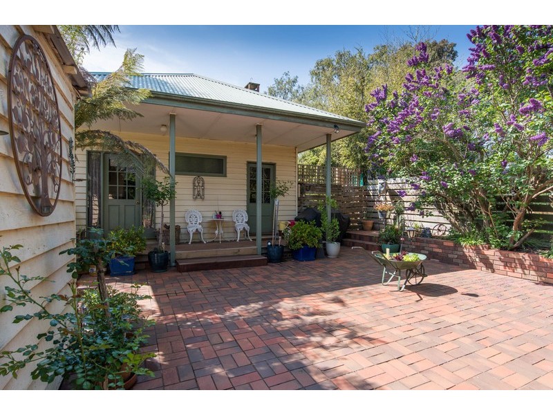 84 Quayle Road, Wandin North VIC 3139