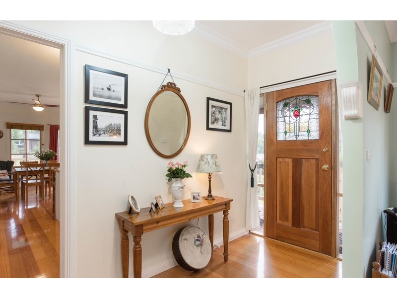 44 Rangeview Road, Mount Evelyn VIC 3796