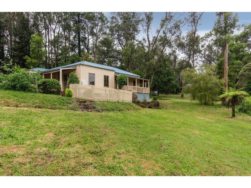 44 Rangeview Road, Mount Evelyn VIC 3796