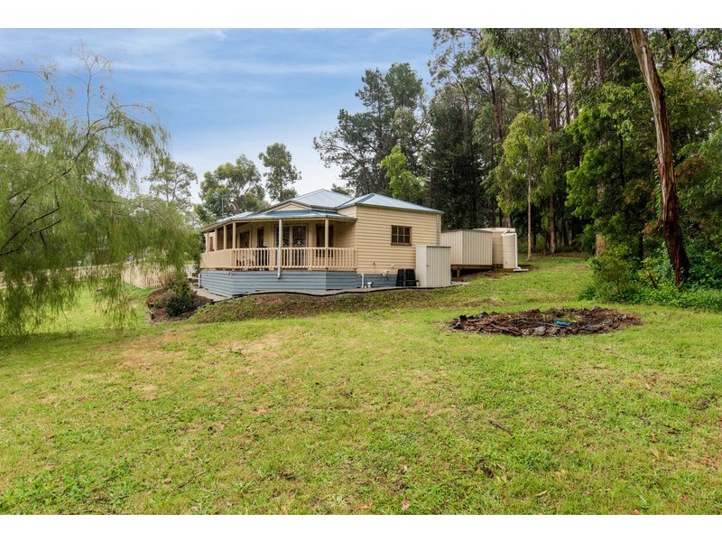 44 Rangeview Road, Mount Evelyn VIC 3796
