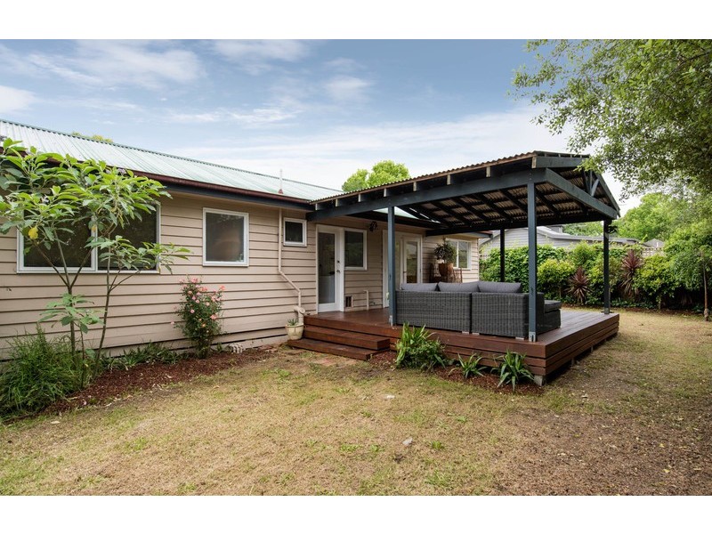 2A Wavell Avenue, Kilsyth VIC 3137