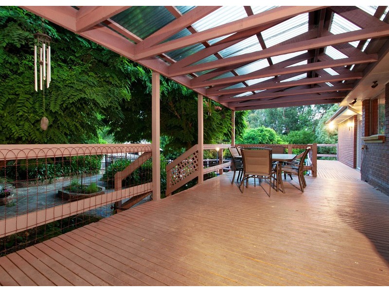 72 Zina Grove, Mooroolbark VIC 3138