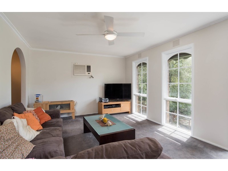 17 Olive Grove, Lilydale VIC 3140