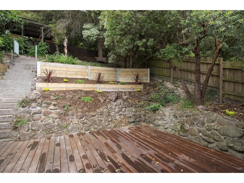 17 Olive Grove, Lilydale VIC 3140