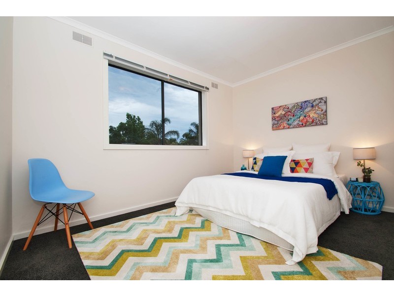 9 Sheldon Avenue, Mooroolbark VIC 3138