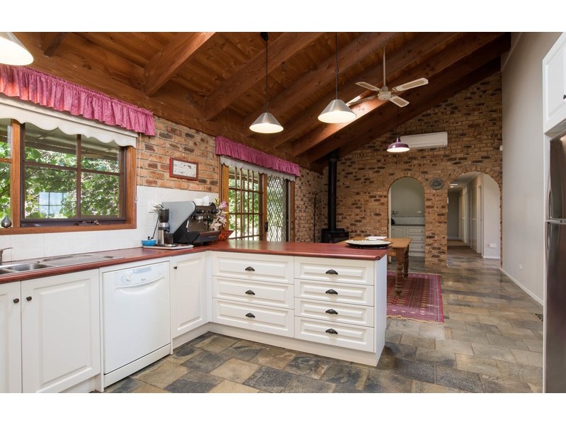 510 Victoria Road, Seville VIC 3139