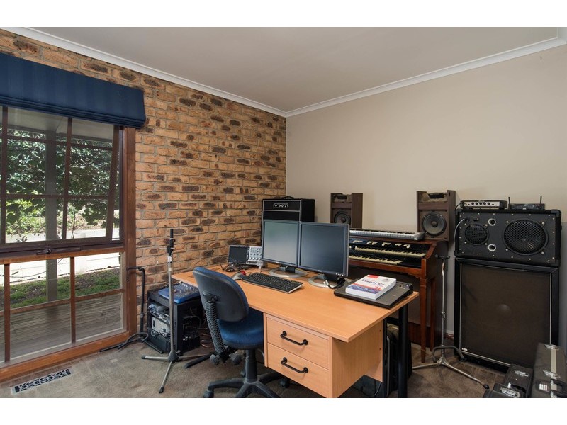 510 Victoria Road, Seville VIC 3139