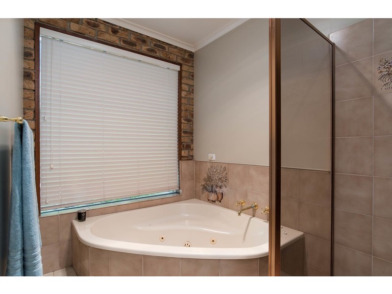 510 Victoria Road, Seville VIC 3139