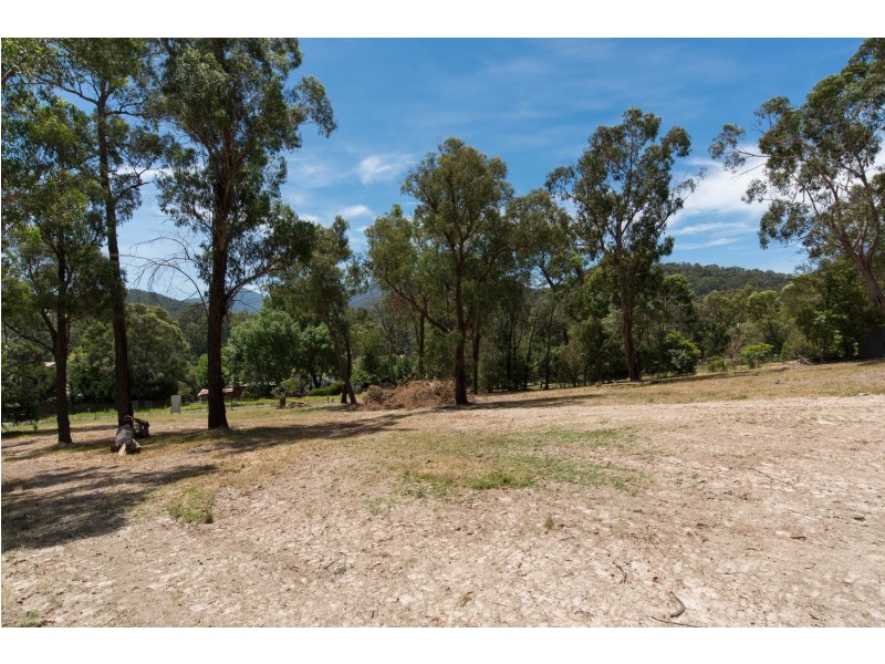 19 McGregor Avenue East, Healesville VIC 3777