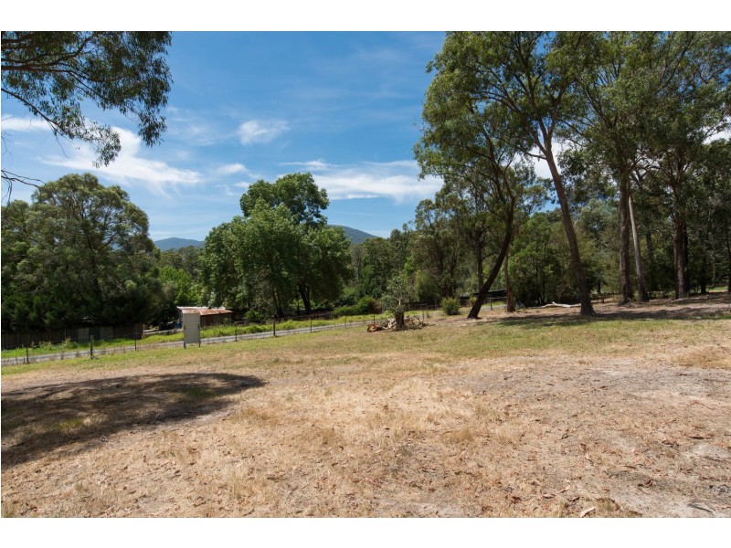 19 McGregor Avenue East, Healesville VIC 3777