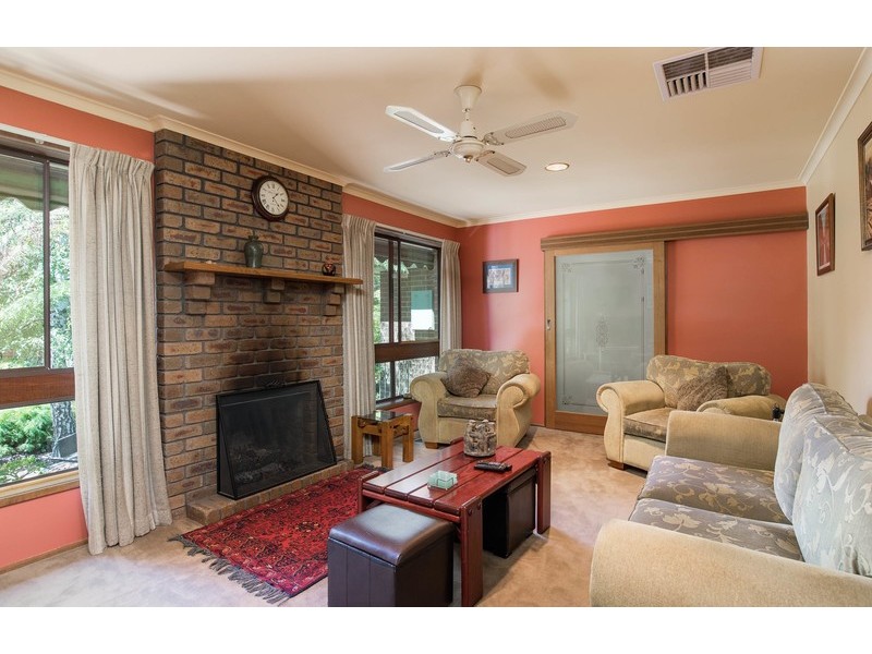 3 Kemp Avenue, Mount Evelyn VIC 3796