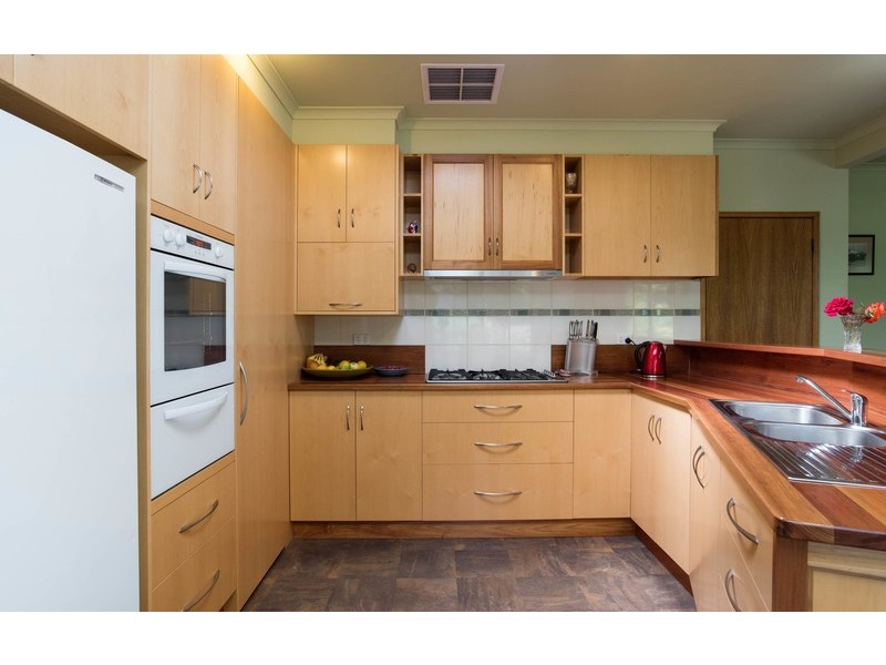 3 Kemp Avenue, Mount Evelyn VIC 3796