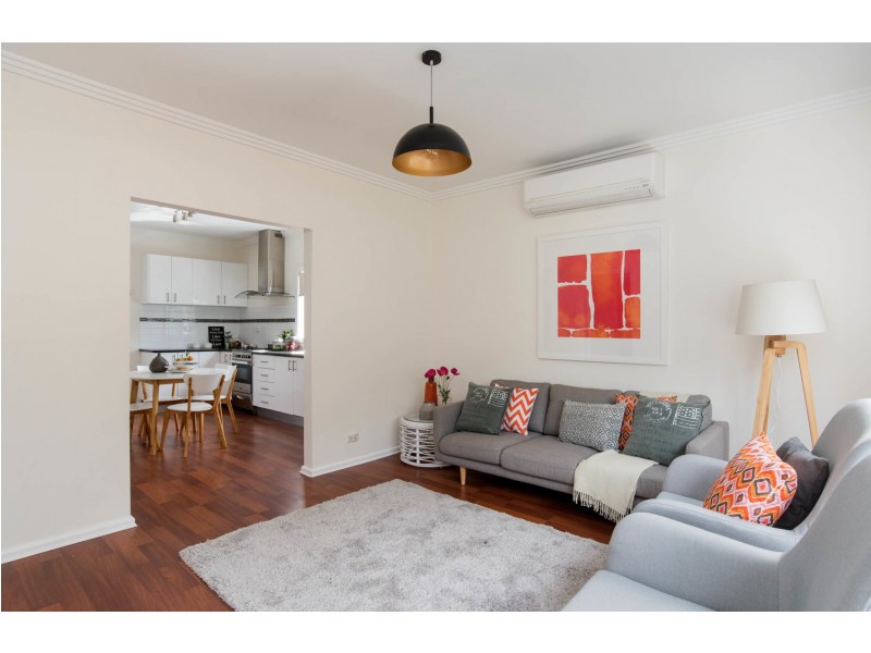 7 Rowan Street, Croydon VIC 3136