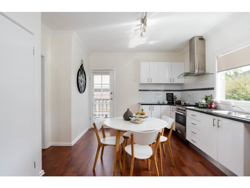 7 Rowan Street, Croydon VIC 3136