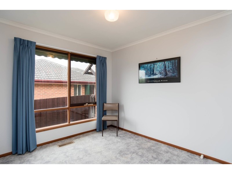 42 Summerhill Park Drive, Mooroolbark VIC 3138
