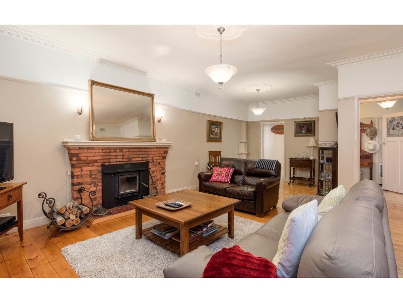 152 Warburton Highway, Lilydale VIC 3140