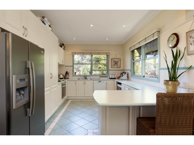 152 Warburton Highway, Lilydale VIC 3140