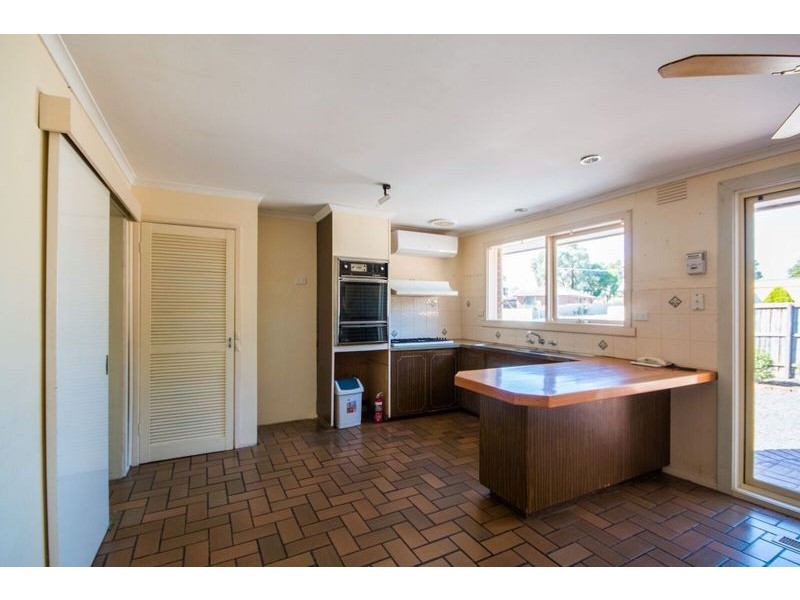 35 Witham Drive, Coldstream VIC 3770