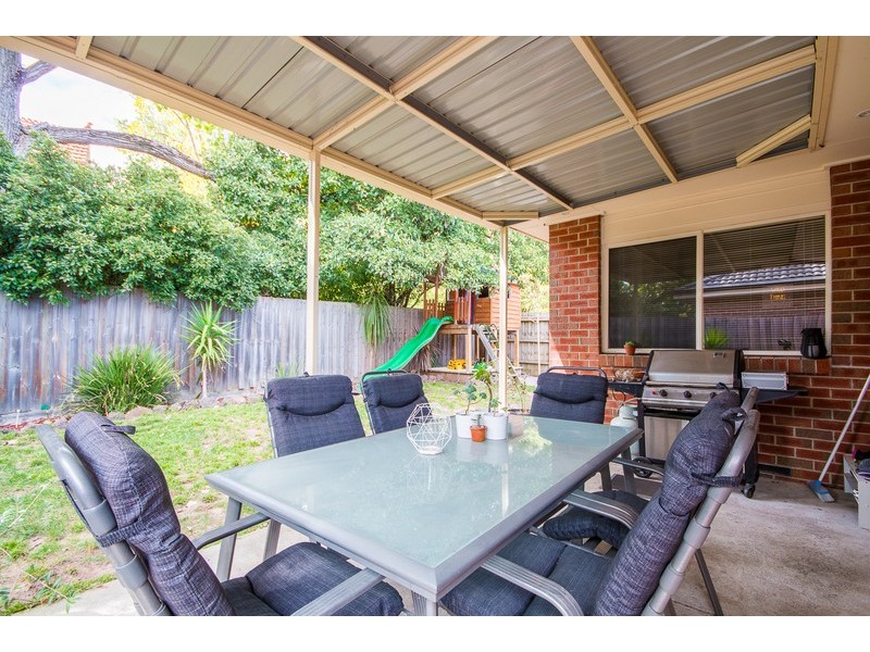 2 Balmoral Street, Kilsyth VIC 3137