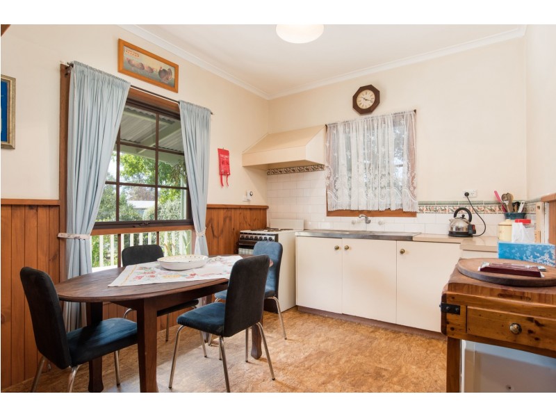 2a Victory Avenue, Wandin North VIC 3139