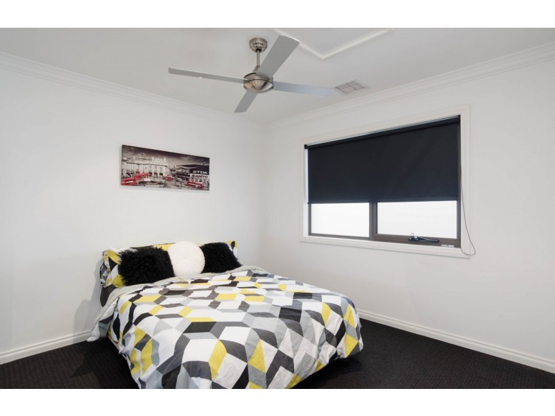 2/22 Bowen Road, Lilydale VIC 3140