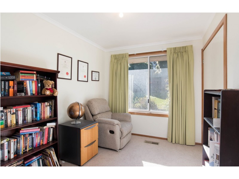 23 Fernhill Road, Mount Evelyn VIC 3796