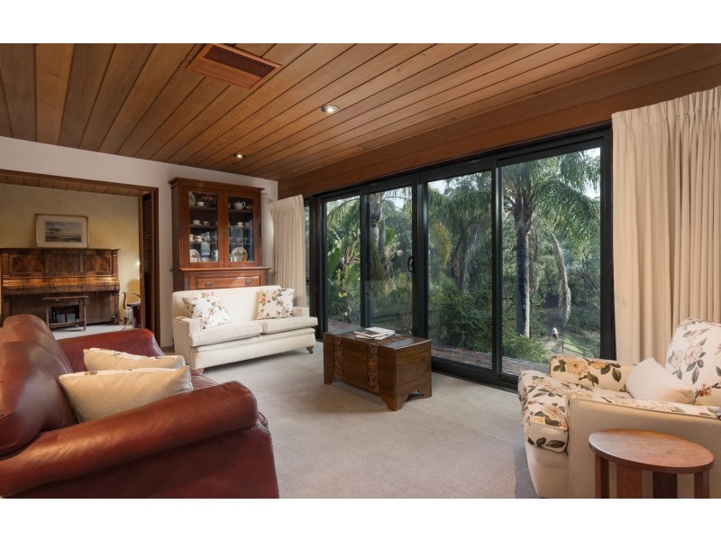 6 Davis Road, Wonga Park VIC 3115