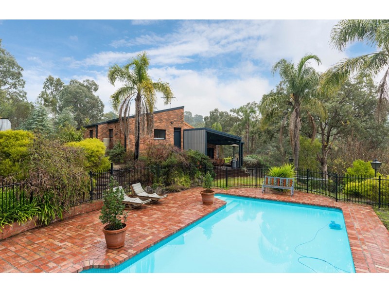 6 Davis Road, Wonga Park VIC 3115