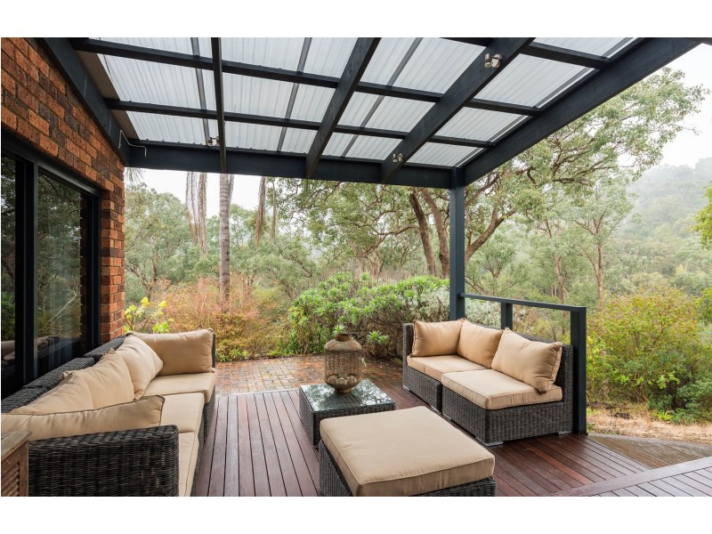 6 Davis Road, Wonga Park VIC 3115