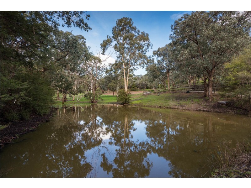 6 Davis Road, Wonga Park VIC 3115