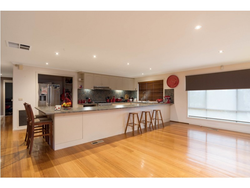 6 Katherine Place, Mount Evelyn VIC 3796