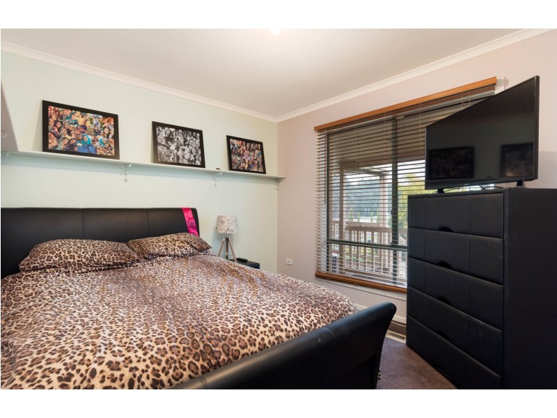 6 Katherine Place, Mount Evelyn VIC 3796