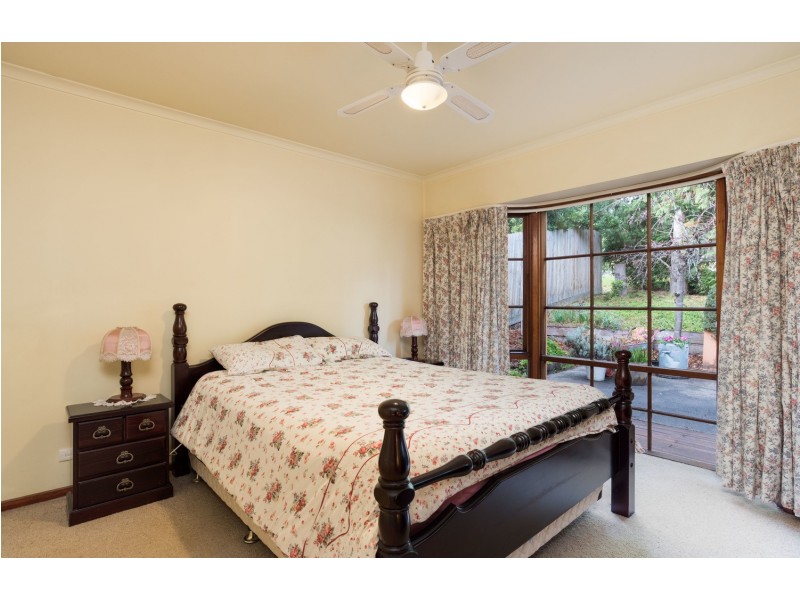 12 George Street, Mount Evelyn VIC 3796