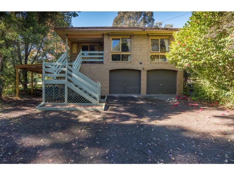 8 Leggett Drive, Mount Evelyn VIC 3796