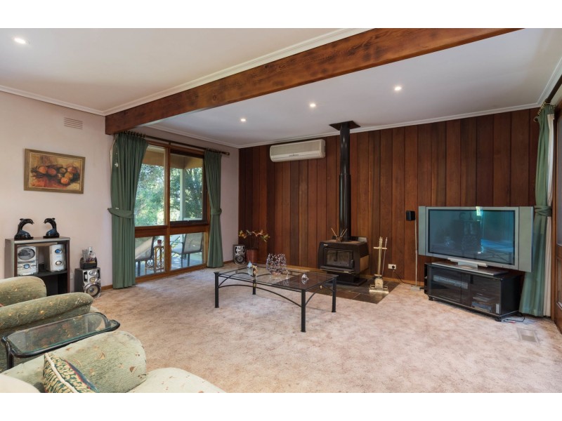 8 Leggett Drive, Mount Evelyn VIC 3796