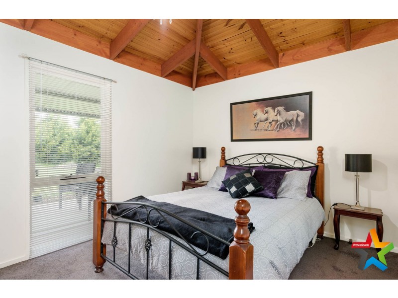 70 Westbridge Road, Glenburn VIC 3717