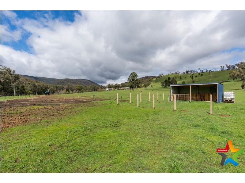 70 Westbridge Road, Glenburn VIC 3717