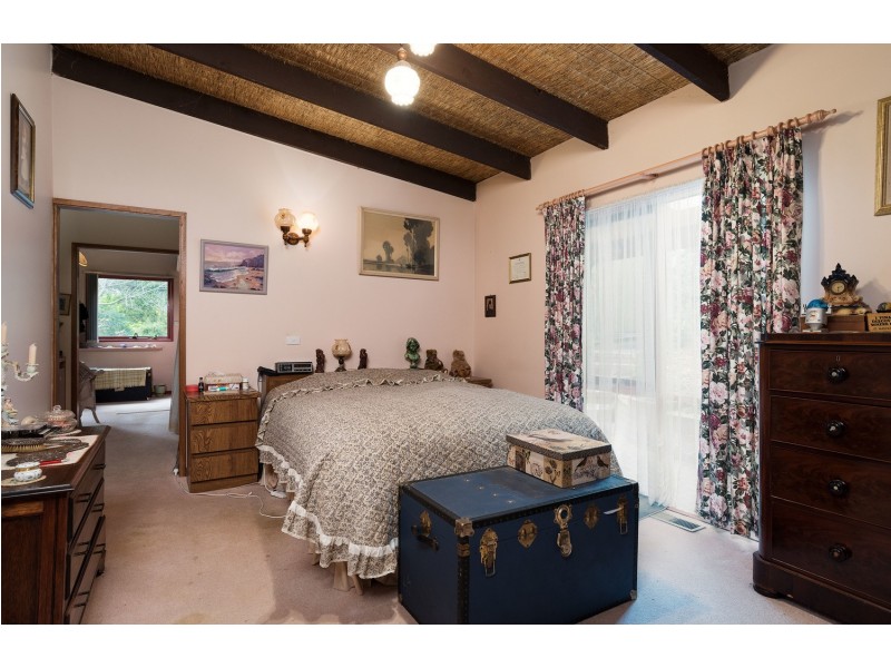 11 Davey Road, Mount Evelyn VIC 3796