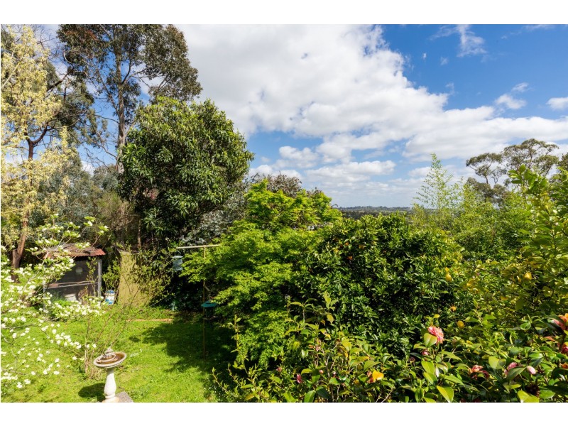 11 Davey Road, Mount Evelyn VIC 3796