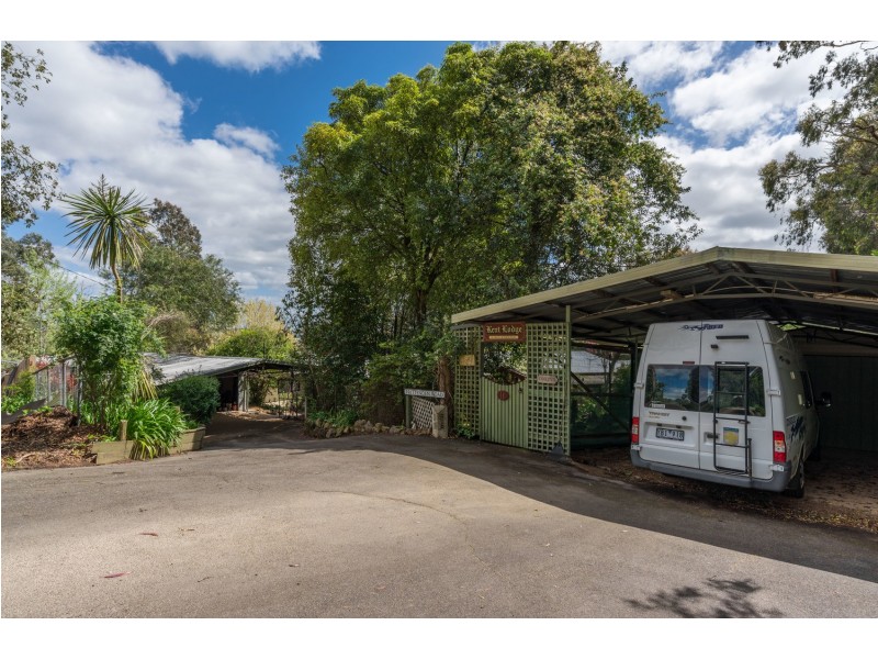11 Davey Road, Mount Evelyn VIC 3796