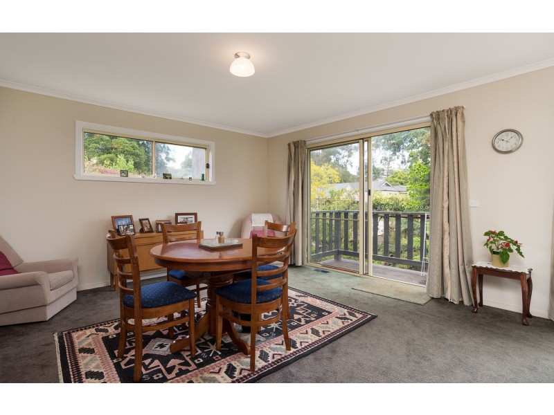 348a Warburton Highway, Wandin North VIC 3139